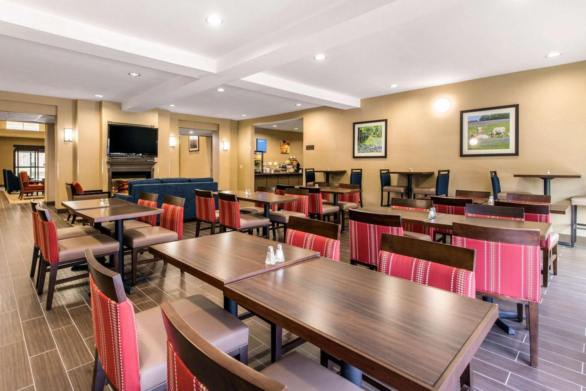 Comfort Inn & Suites Iah Bush Airport - East Humble Ngoại thất bức ảnh